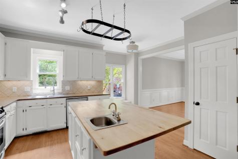 17 Old Woodlands Court Columbia SC 29209