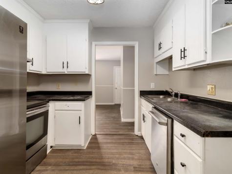 221 Farringdon Court Lexington SC 29073