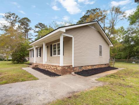 221 Farringdon Court Lexington SC 29073
