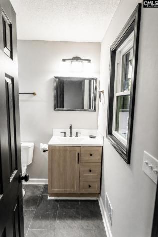 2037 Windsor Drive Cayce SC 29033