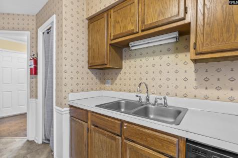 80 N Lake Pointe Drive Columbia SC 29229