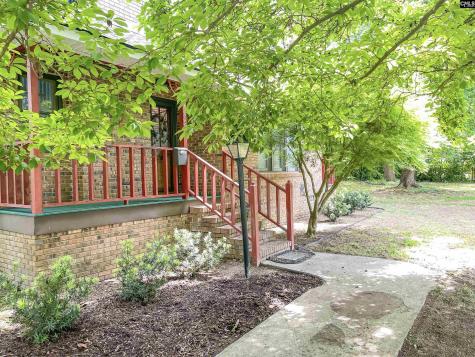 1826 Harrington Street Newberry SC 29108