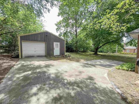 1826 Harrington Street Newberry SC 29108