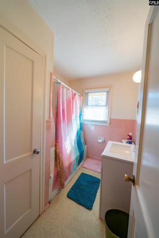 911 Hannah Avenue Hartsville SC 29550