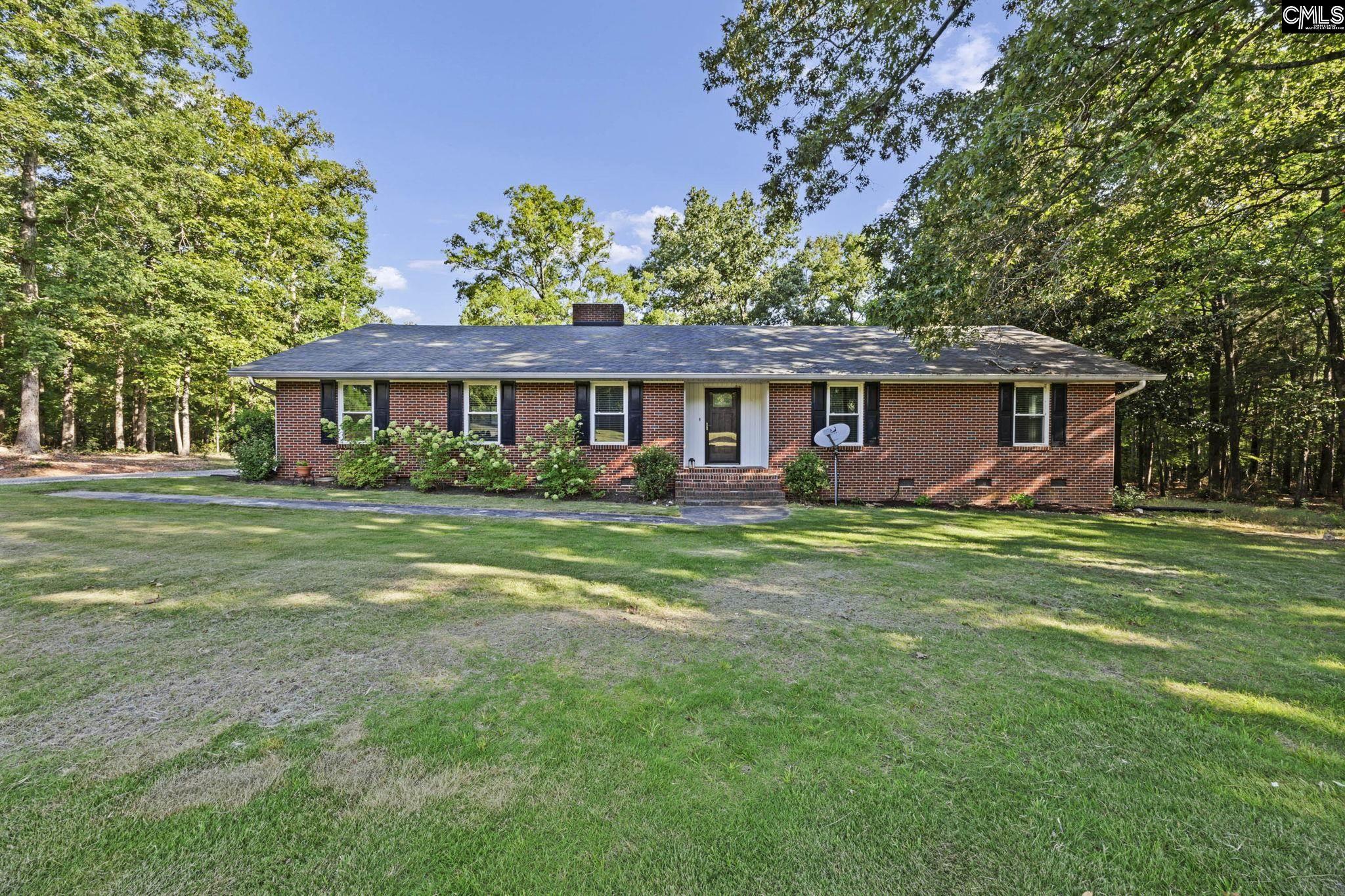 5703 Columbia Highway Saluda SC 29138