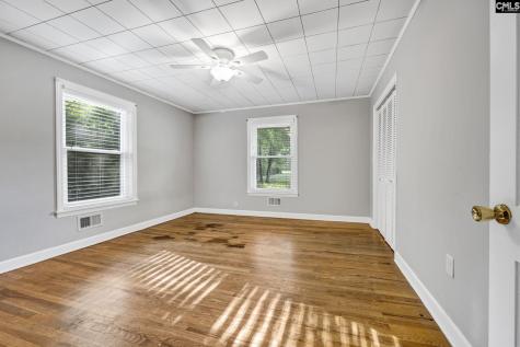 5703 Columbia Highway Saluda SC 29138