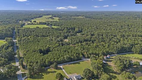 5703 Columbia Highway Saluda SC 29138