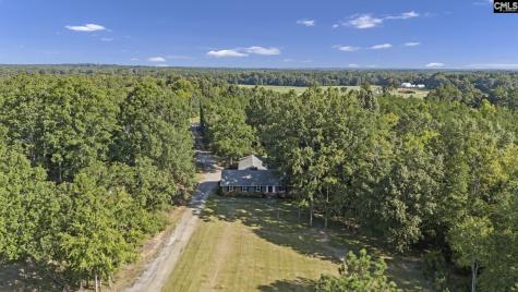 5703 Columbia Highway Saluda SC 29138