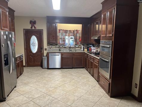 210 Hutto Hill Gilbert SC 29054