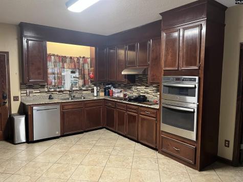 210 Hutto Hill Gilbert SC 29054