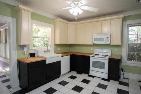 1803 Broad Street Camden SC 29020-0000