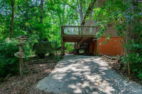 841 Foxden Road Gilbert SC 29054