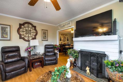 1404 Dog Island Road Bishopville SC 29010