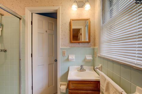 415 Cool Springs Camden SC 29020