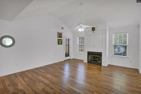 9 Twin Oaks Circle Columbia SC 29209