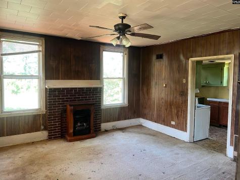 3715 Sc Highway 391 Prosperity SC 29127