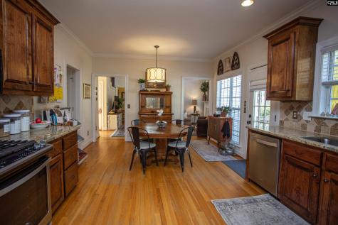 384 Bloomsbury Circle Camden SC 29020-0000