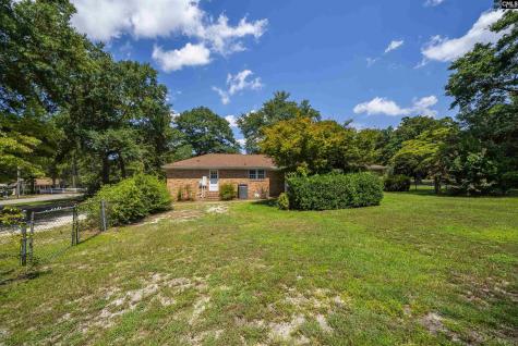 1301 Sand Oak Drive Lugoff SC 29078