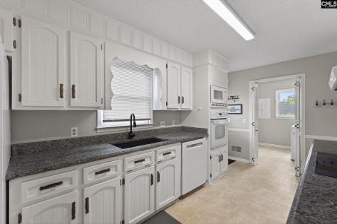 205 Tamwood Circle Cayce SC 29033