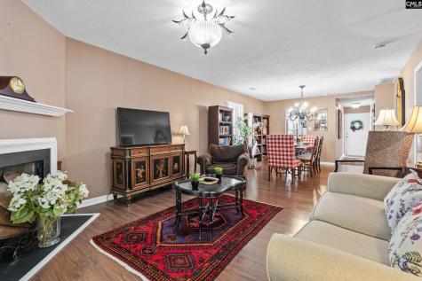 130 Thorn Tree Lane Columbia SC 29212