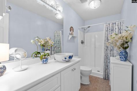 130 Thorn Tree Lane Columbia SC 29212