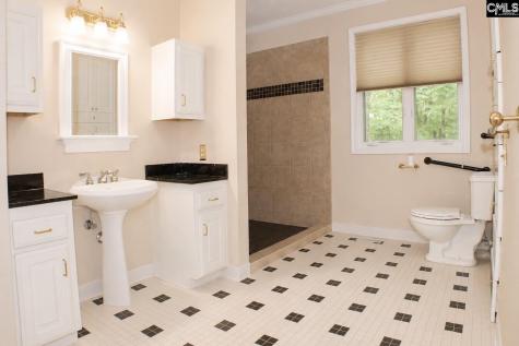 111 Lakeview Road Eastover SC 29044