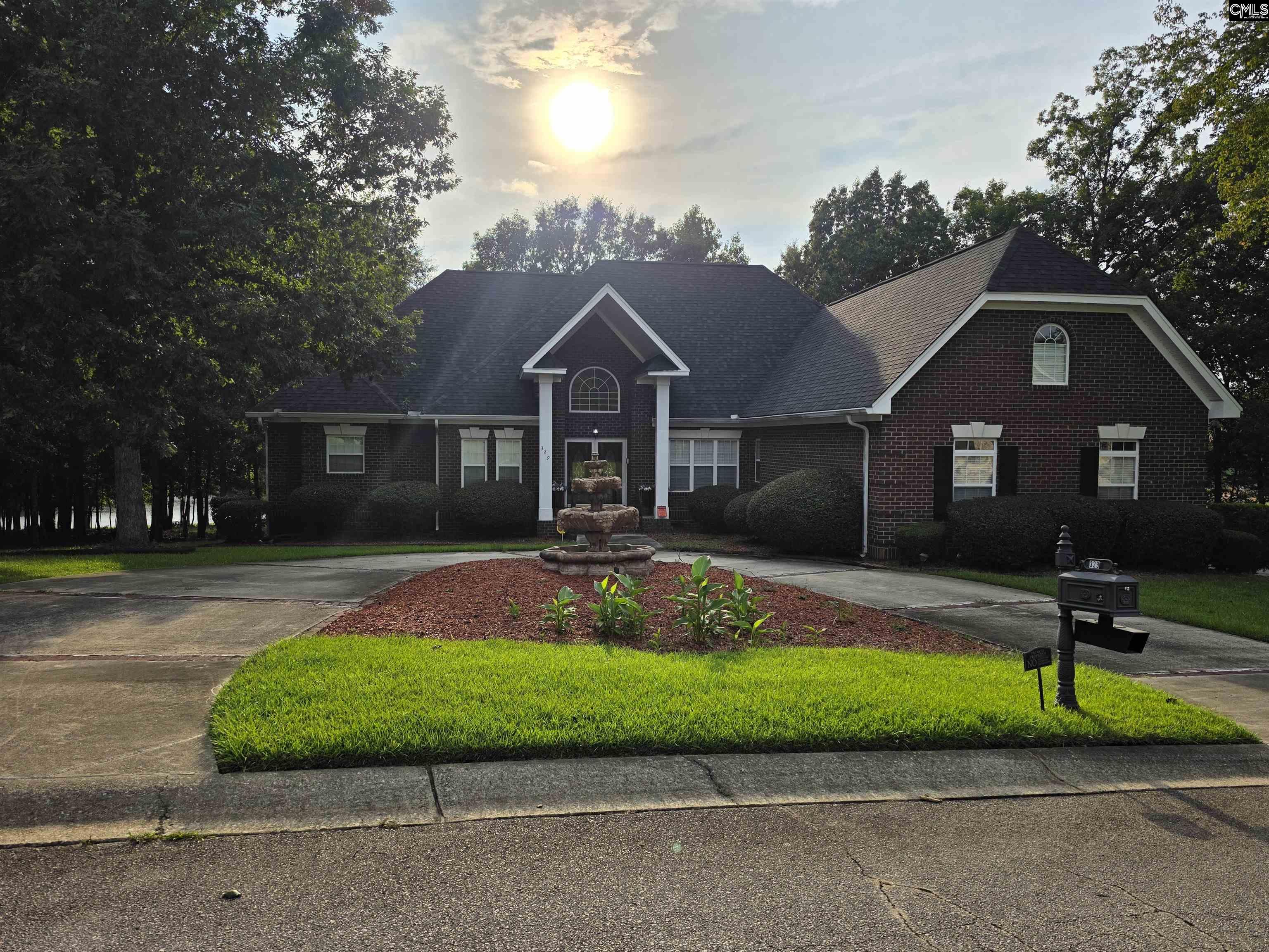 329 Garvey Circle Columbia SC 28203-9129