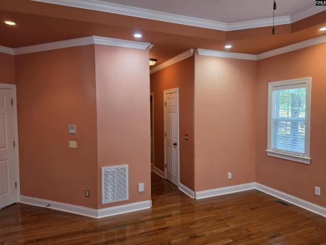 329 Garvey Circle Columbia SC 28203-9129