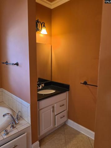 329 Garvey Circle Columbia SC 28203-9129