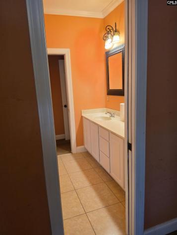 329 Garvey Circle Columbia SC 28203-9129