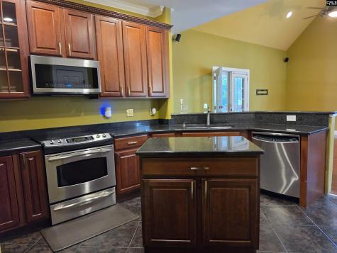 329 Garvey Circle Columbia SC 28203-9129
