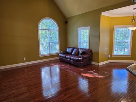 329 Garvey Circle Columbia SC 28203-9129