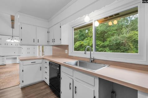 1811 Hobkirk Court Camden SC 29020