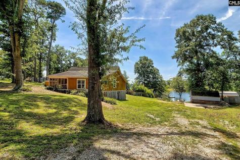 1060 Carolina Lane Leesville SC 29070