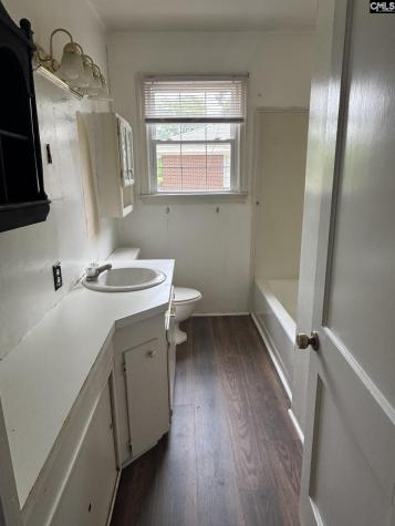 110 Harris Street Bishopville SC 29010