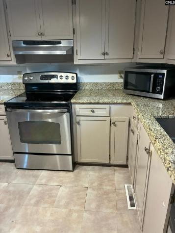 110 Harris Street Bishopville SC 29010