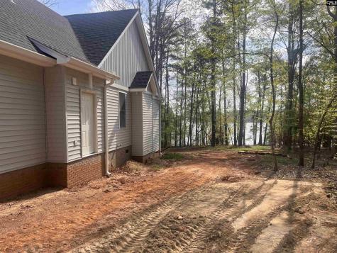 193 Lands End Lane Prosperity SC 29127