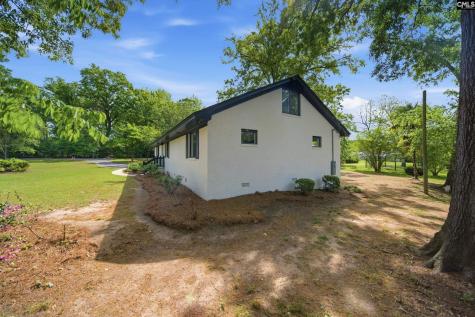 907 Amelia Street Newberry SC 29108