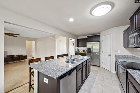 123 Castlefield Drive Lexington SC 29073-6843