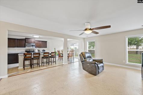 123 Castlefield Drive Lexington SC 29073-6843