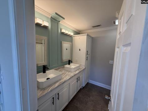 23 Braiden Manor Road Columbia SC 29209-2189