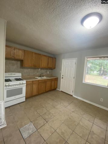 514 Hudson Circle Cayce SC 29033