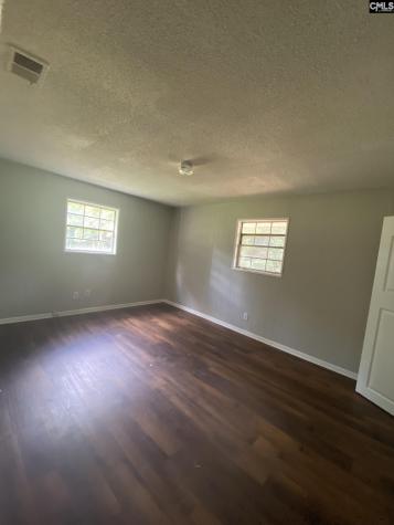 514 Hudson Circle Cayce SC 29033