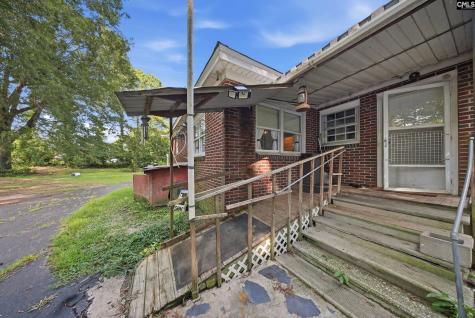 421 S Wheeler Avenue Prosperity SC 29127