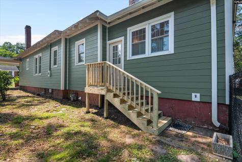 1719 Harrington Street Newberry SC 29108