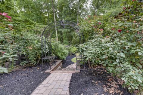 221 Alston Circle Lexington SC 29072