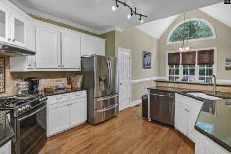 221 Alston Circle Lexington SC 29072