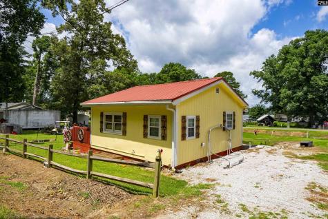 124 Landing Road Prosperity SC 29127