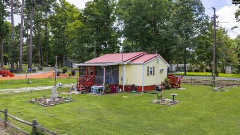 124 Landing Road Prosperity SC 29127