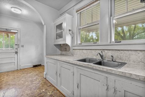 1419 State Street Cayce SC 29033